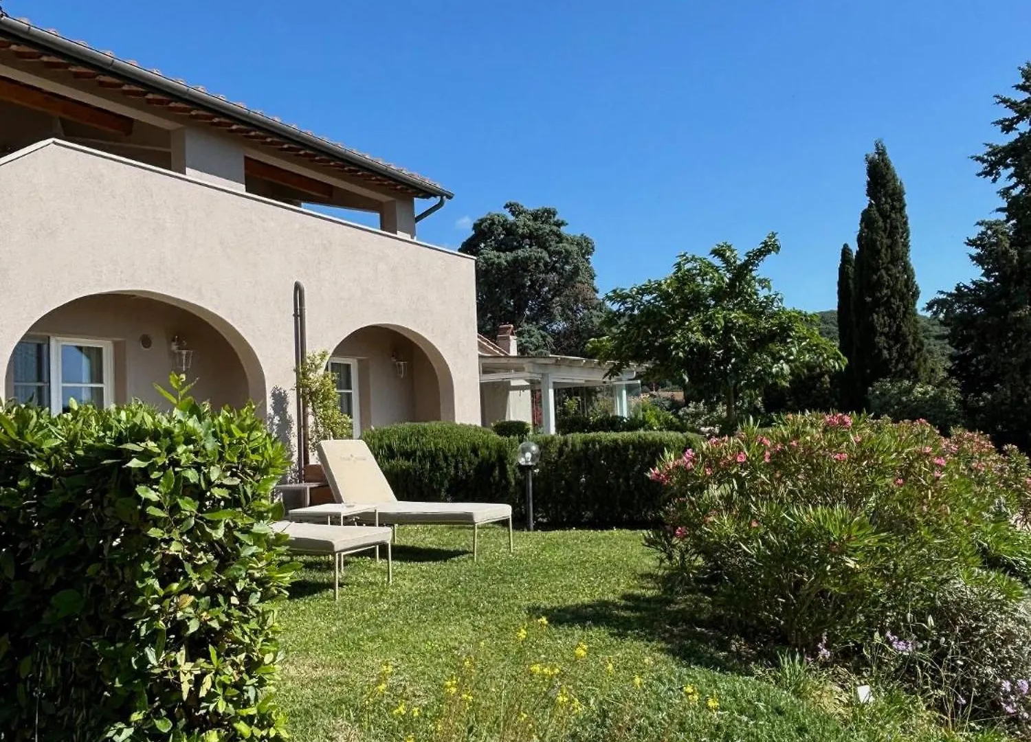 Relais Dei Molini Bed & Breakfast Castagneto Carducci