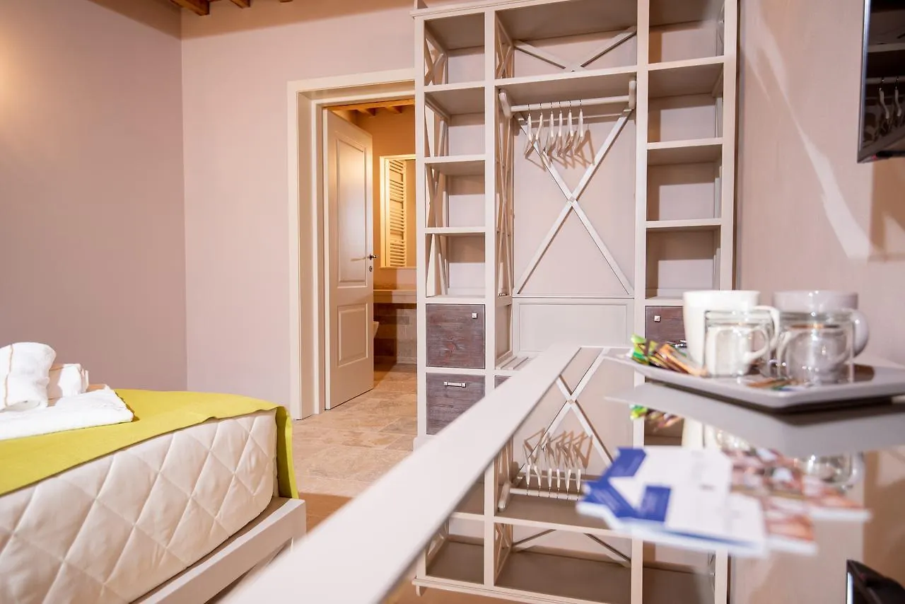 Relais Dei Molini Bed and Breakfast Castagneto Carducci
